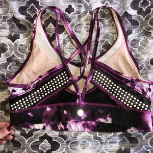 Top gym - like new - perfect condition - no tag, but is like size p/m